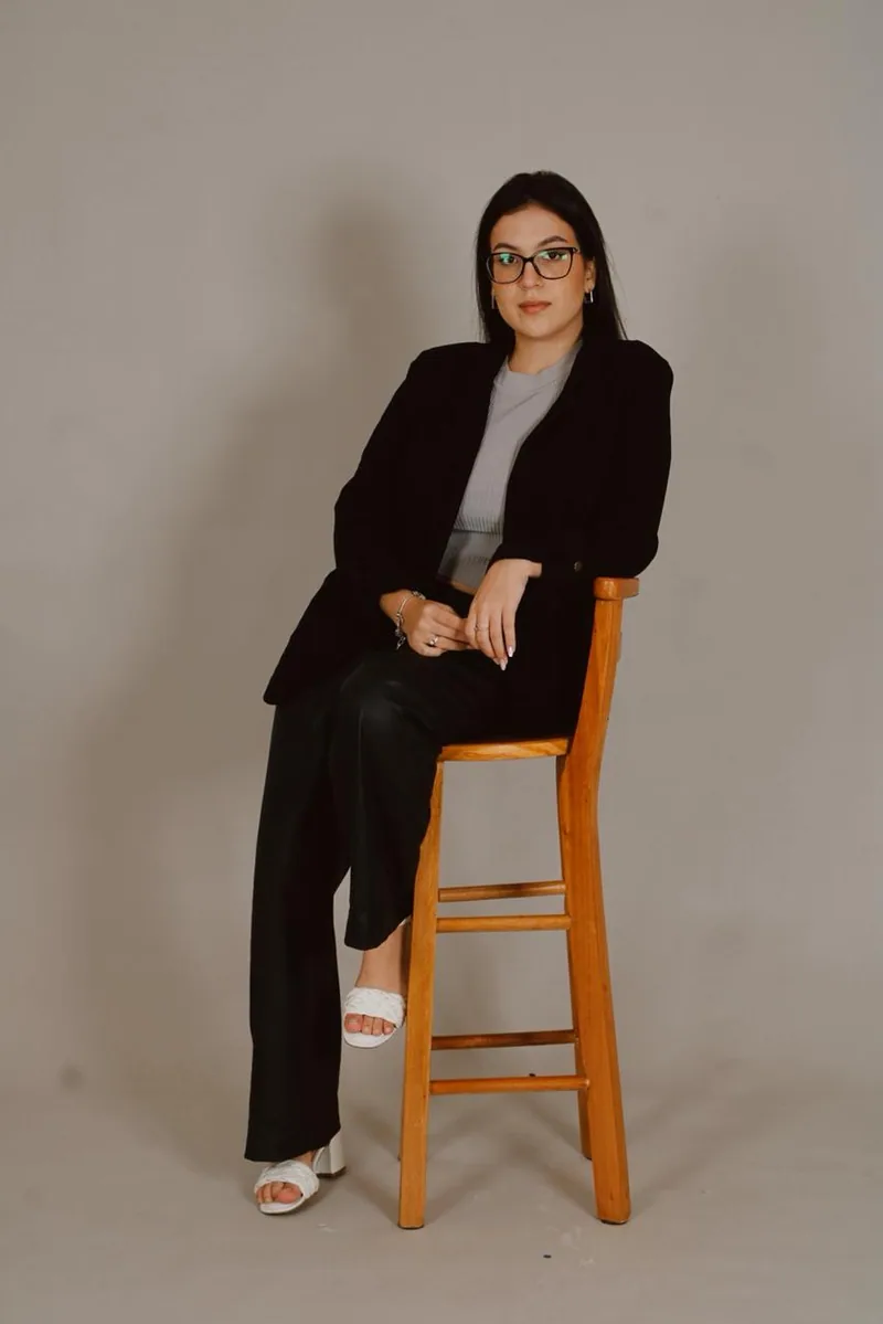 Retrato da Nicolly, designer gráfica da Nivell